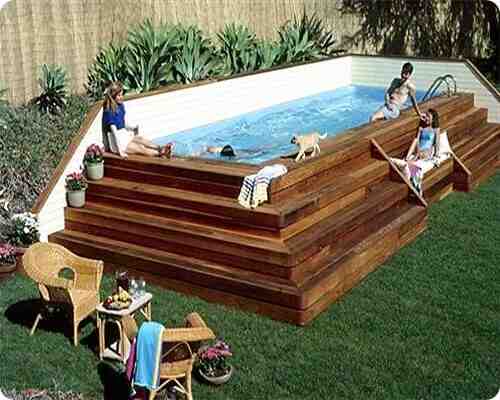 Comment construire une terrasse en bois autour d'une piscine hors sol