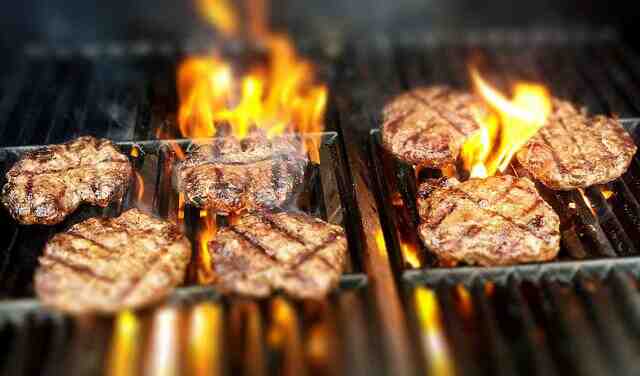 Quand mettre la viande sur le barbecue ?
