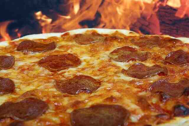 Quelle température pour cuire une pizza au barbecue ?