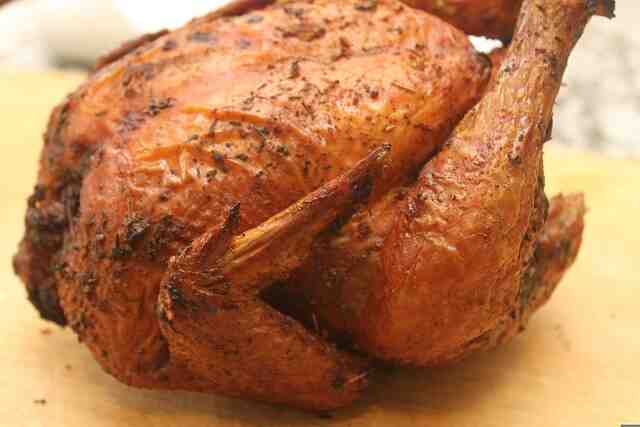 Comment cuire un poulet entier au barbecue